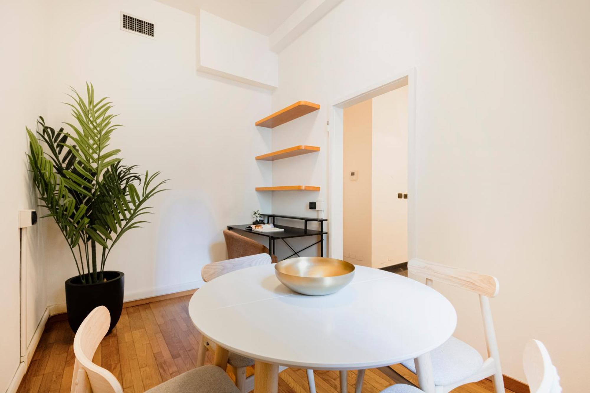 Relstay - Montenapoleone Milan Exterior photo
